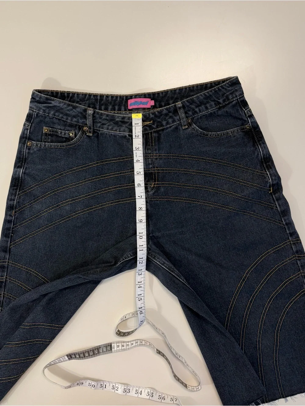 EDIKTED Unisex Baggy Curved Stitch Jorts Size L Dark Wash Skater Bermuda Shorts